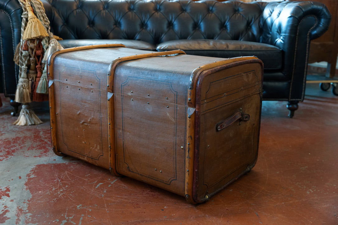 Vintage French Trunk ~ AW ~  No 4
