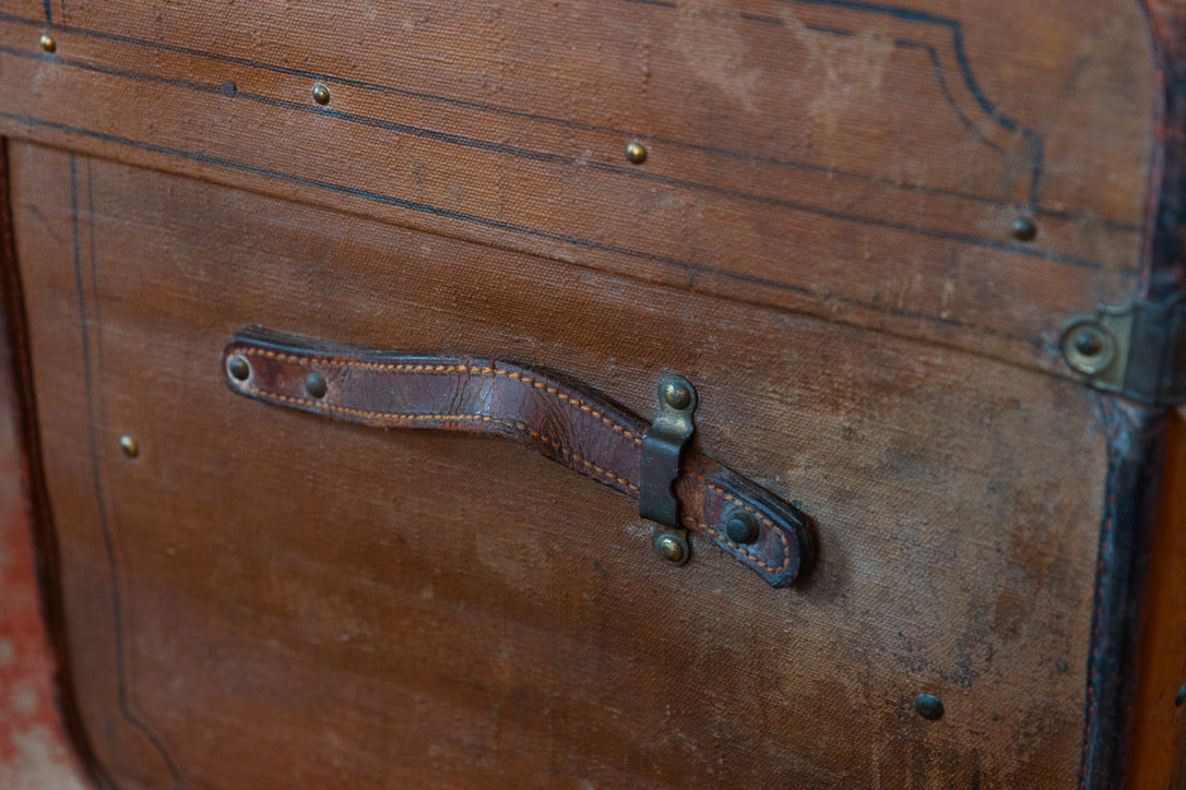 Vintage French Trunk ~ AW ~  No 4