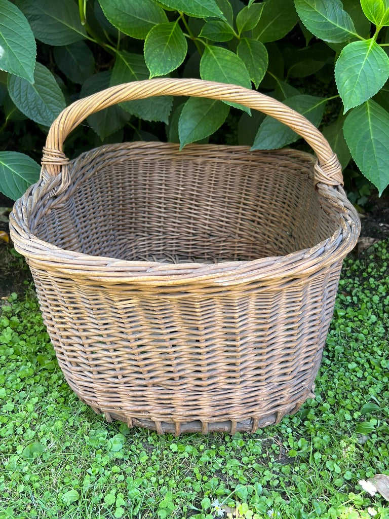Vintage French Market Basket ~ No B