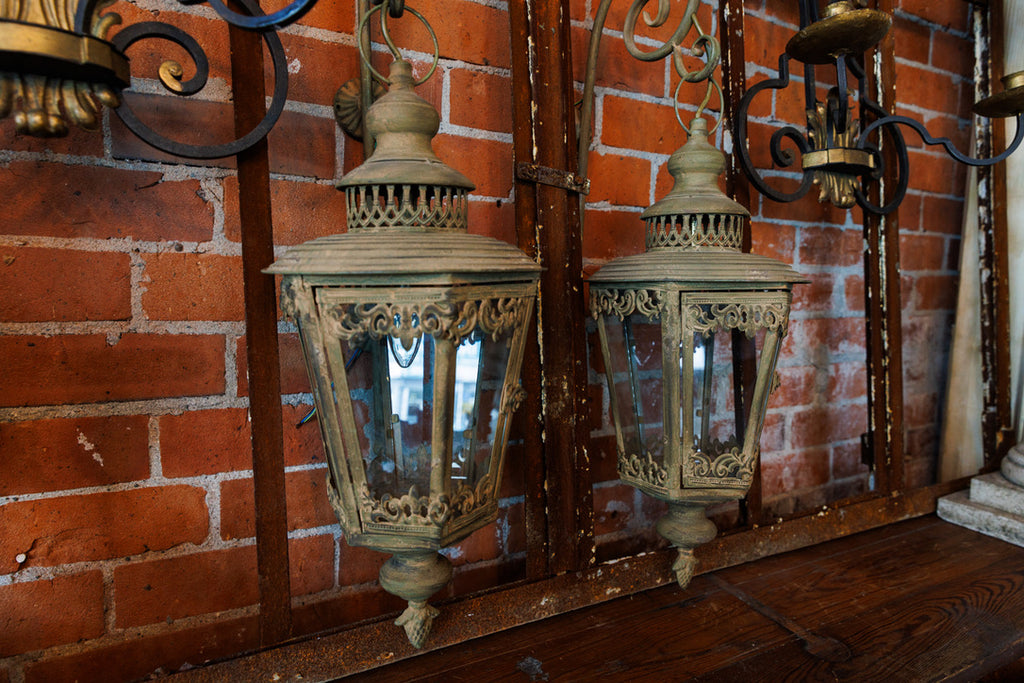 Contemporary Italian Porch Lantern Lights