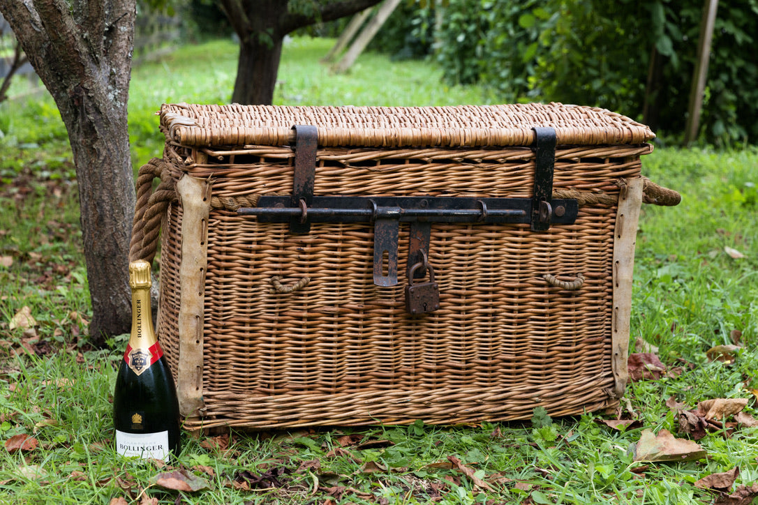 Vintage French Food Hamper/Trunk