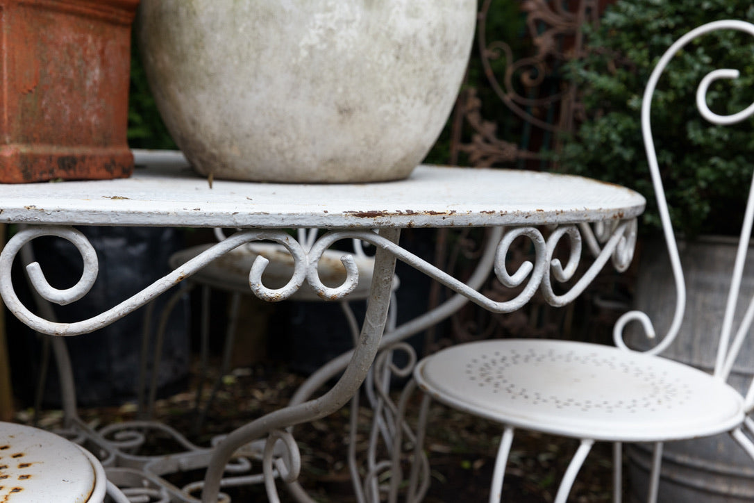 French Iron Garden Table & Chairs
