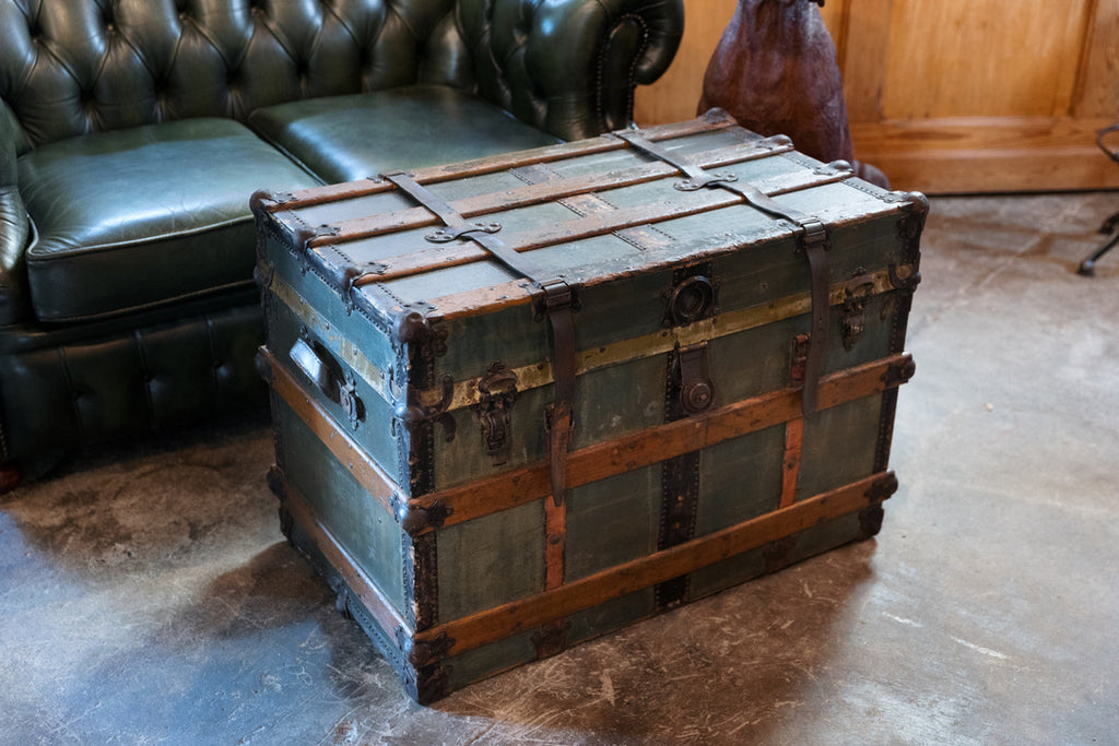1920's French Travellers Trunk