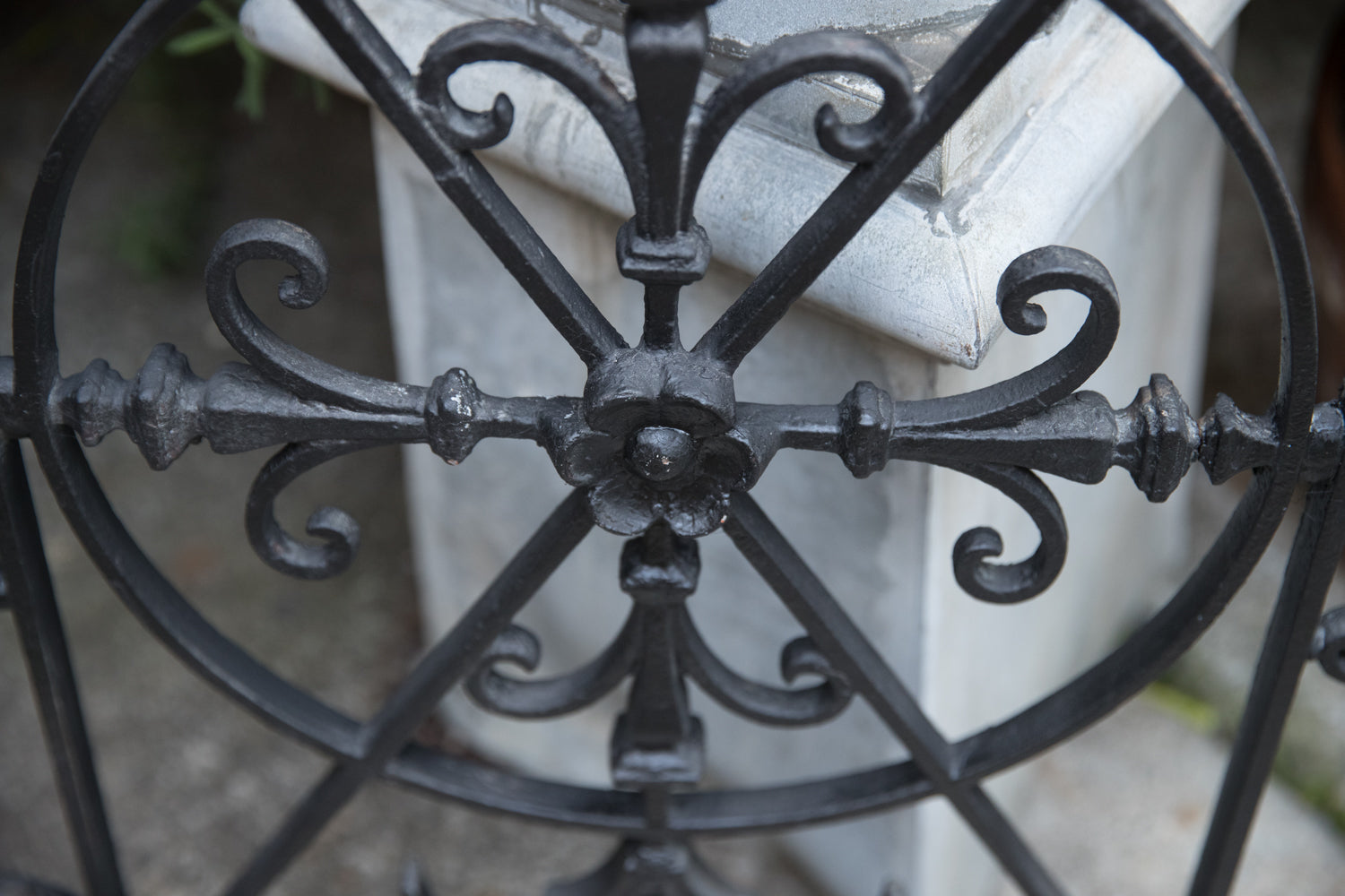 French Wrought Iron Grill - No 18