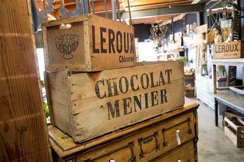 Huge Chocolat Menier Crate