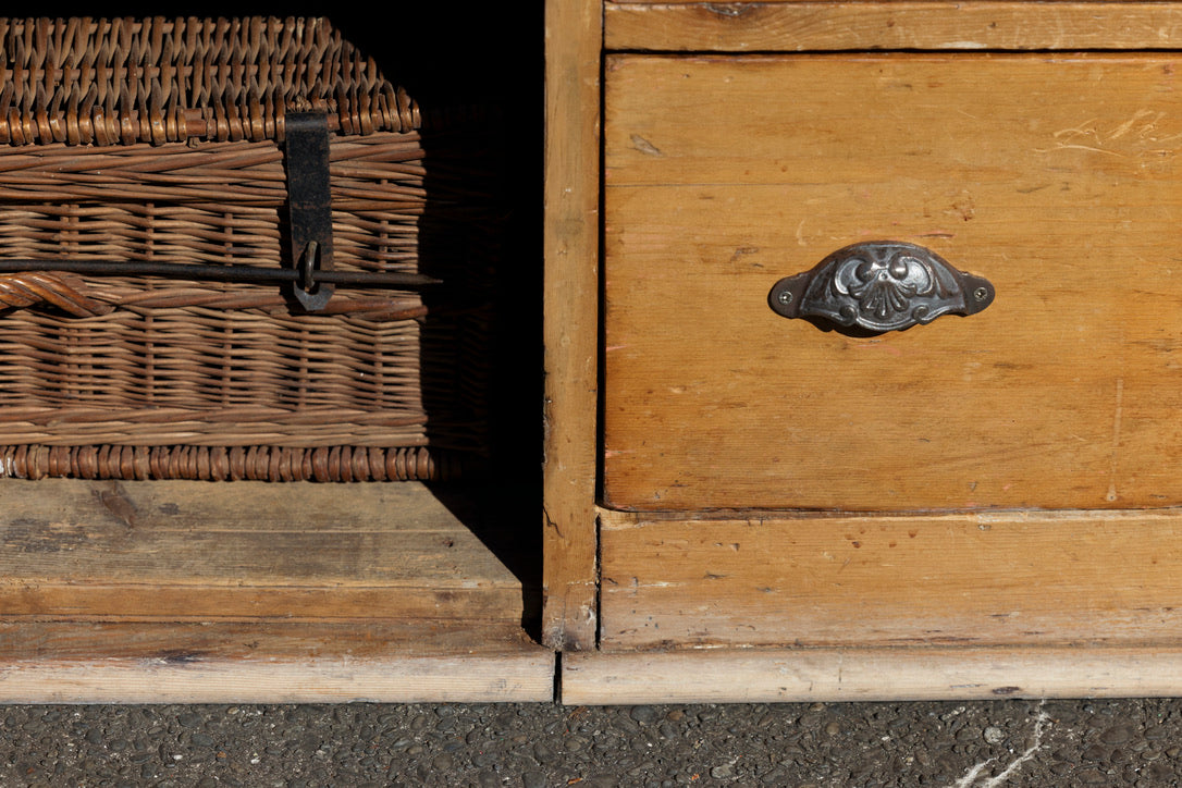 Rustic French Farmhouse Kitchen Counter