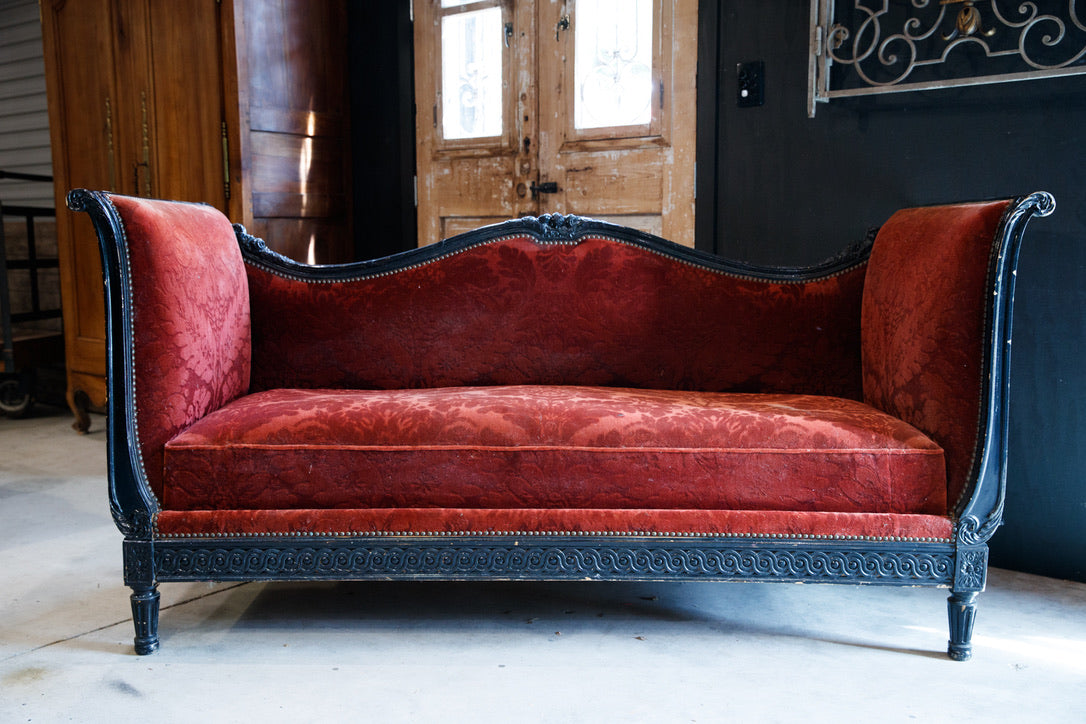 19th Century French Daybed Sofa - Burnt Plum